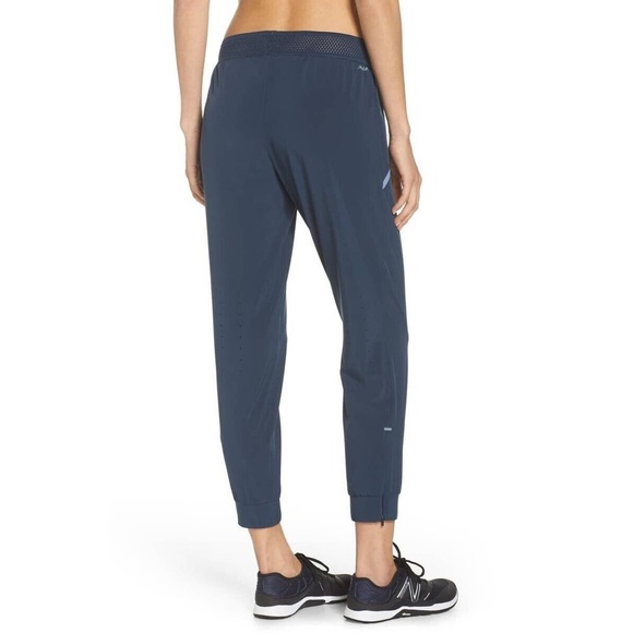 New Balance Q Speed Joggers - Picture 2 of 4